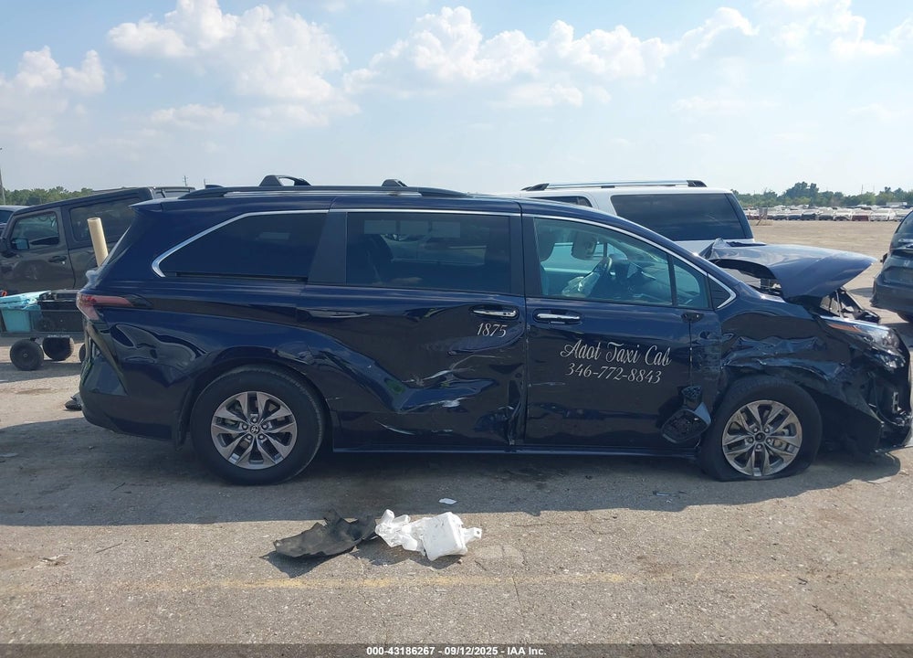 2025 TOYOTA SIENNA VIN: 5TDJRKEC5SS230691