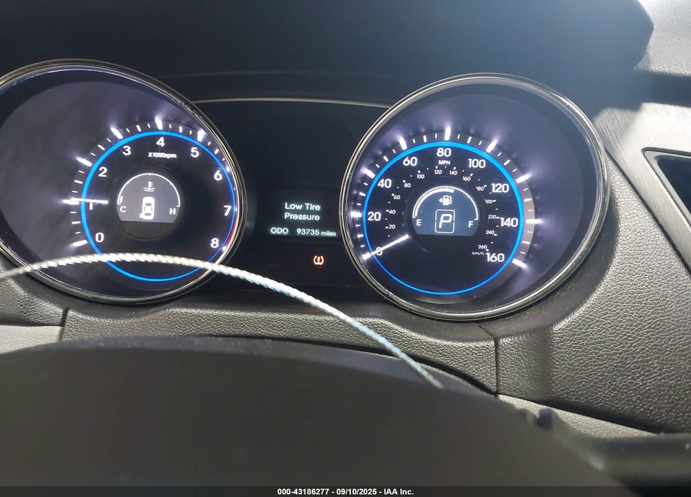 2014 HYUNDAI SONATA VIN: 5NPEB4AC2EH940634