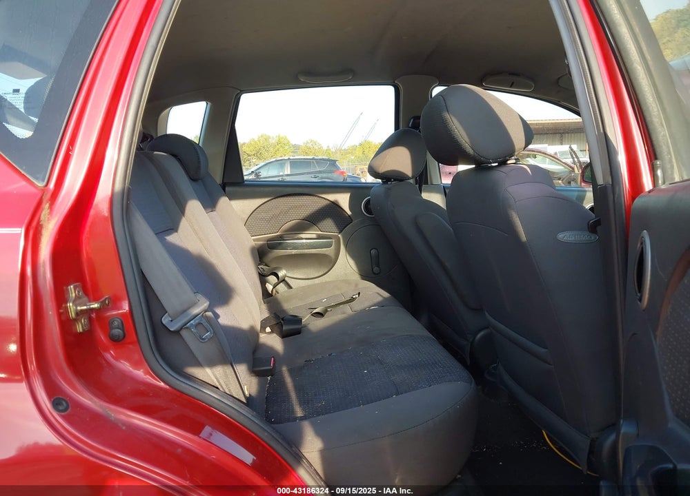 2007 CHEVROLET AVEO 5 LS VIN: KL1TD66677B710177