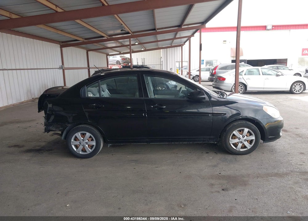 2008 HYUNDAI ACCENT GLS VIN: KMHCN46C68U178888