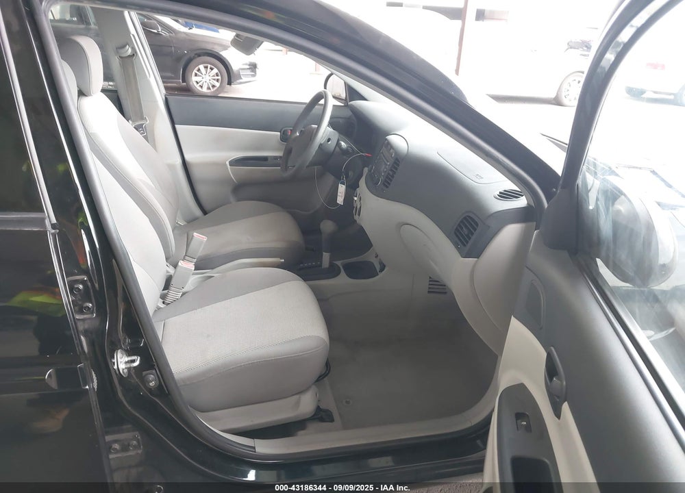 2008 HYUNDAI ACCENT GLS VIN: KMHCN46C68U178888