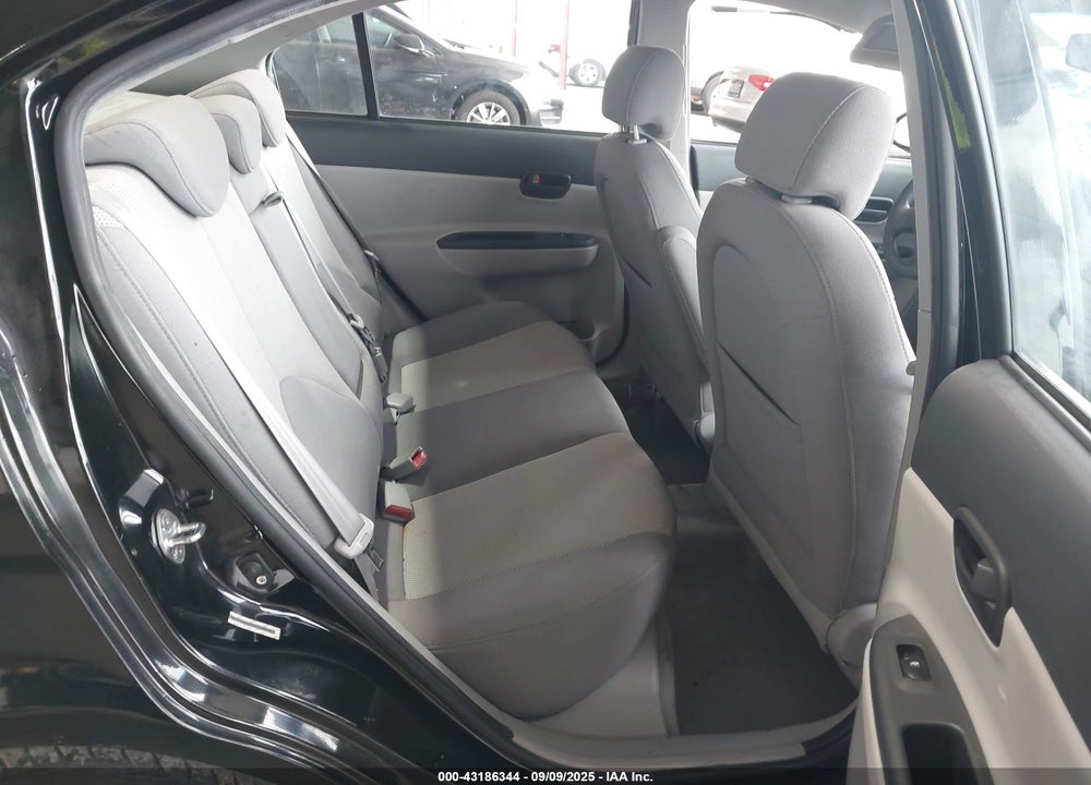 2008 HYUNDAI ACCENT GLS VIN: KMHCN46C68U178888