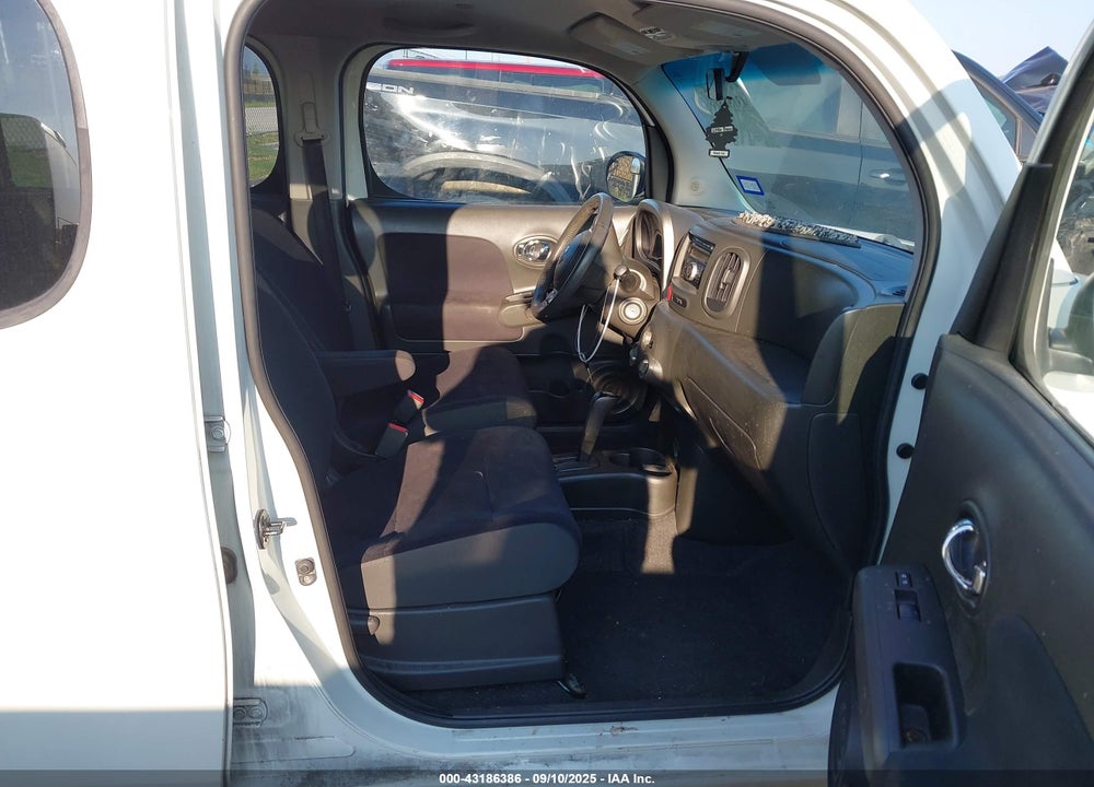 2010 NISSAN CUBE VIN: JN8AZ2KR0AT161793