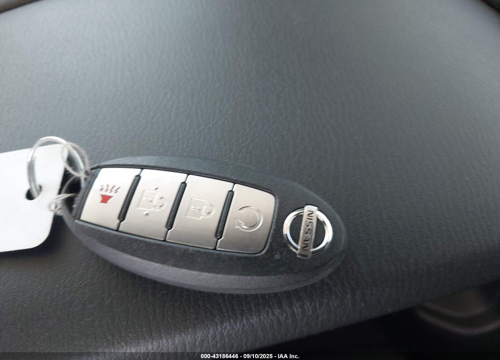 2020 NISSAN PATHFINDER SV 2WD VIN: 5N1DR2BN6LC646542