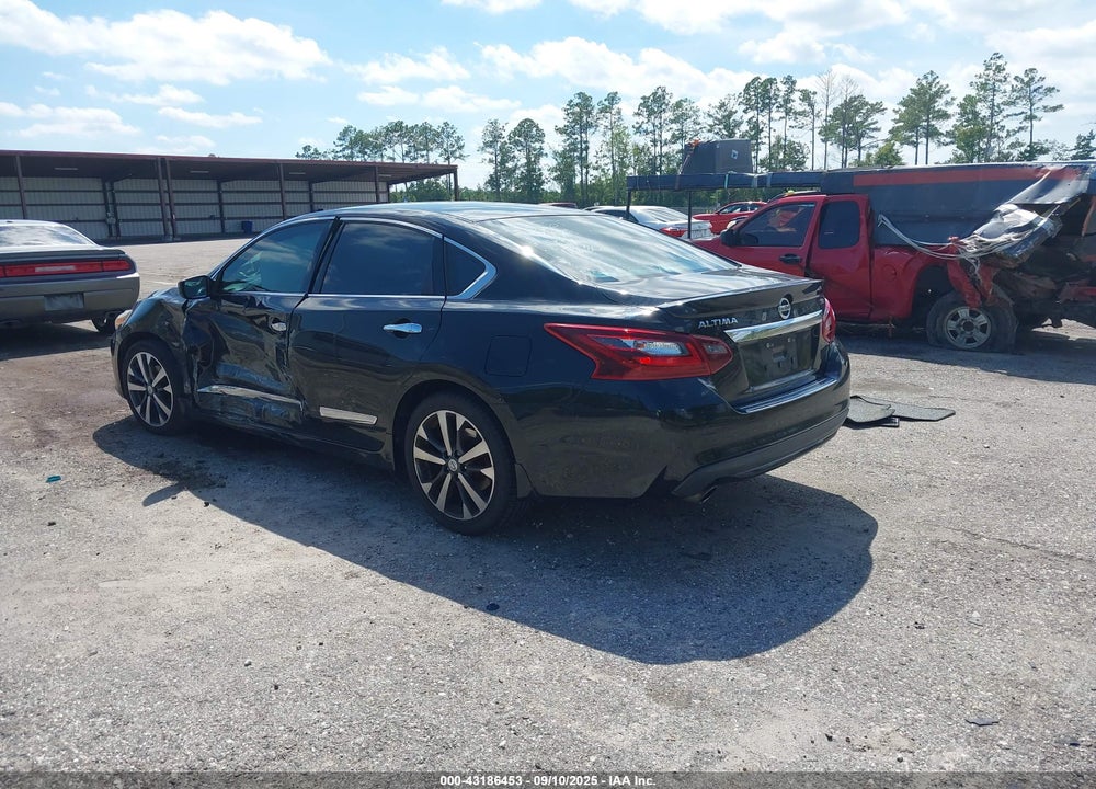 2017 NISSAN ALTIMA VIN: 1N4AL3AP0HC116680