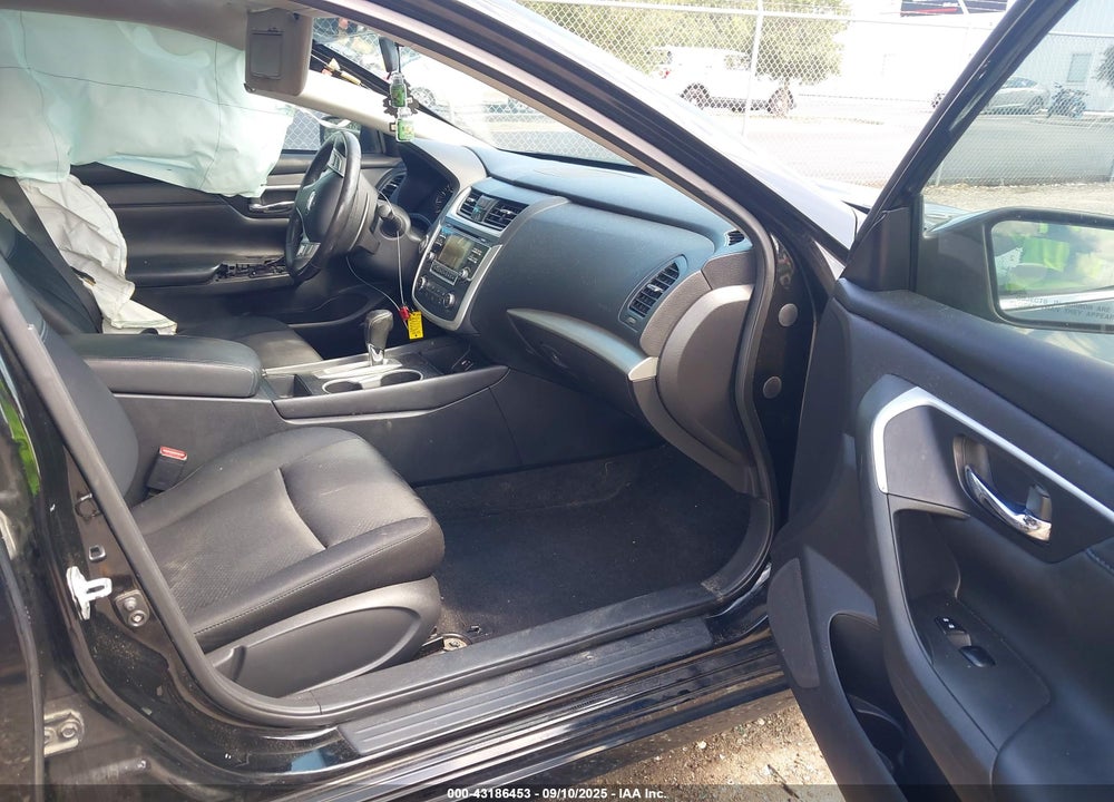 2017 NISSAN ALTIMA VIN: 1N4AL3AP0HC116680