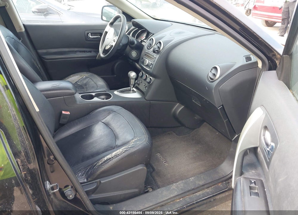 2011 NISSAN ROGUE S VIN: JN8AS5MT6BW560562