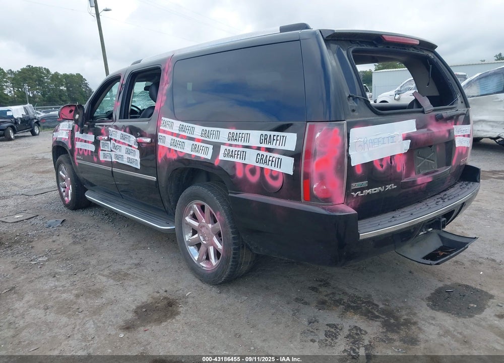 2012 GMC YUKON XL VIN: 1GKS2MEFXCR270056