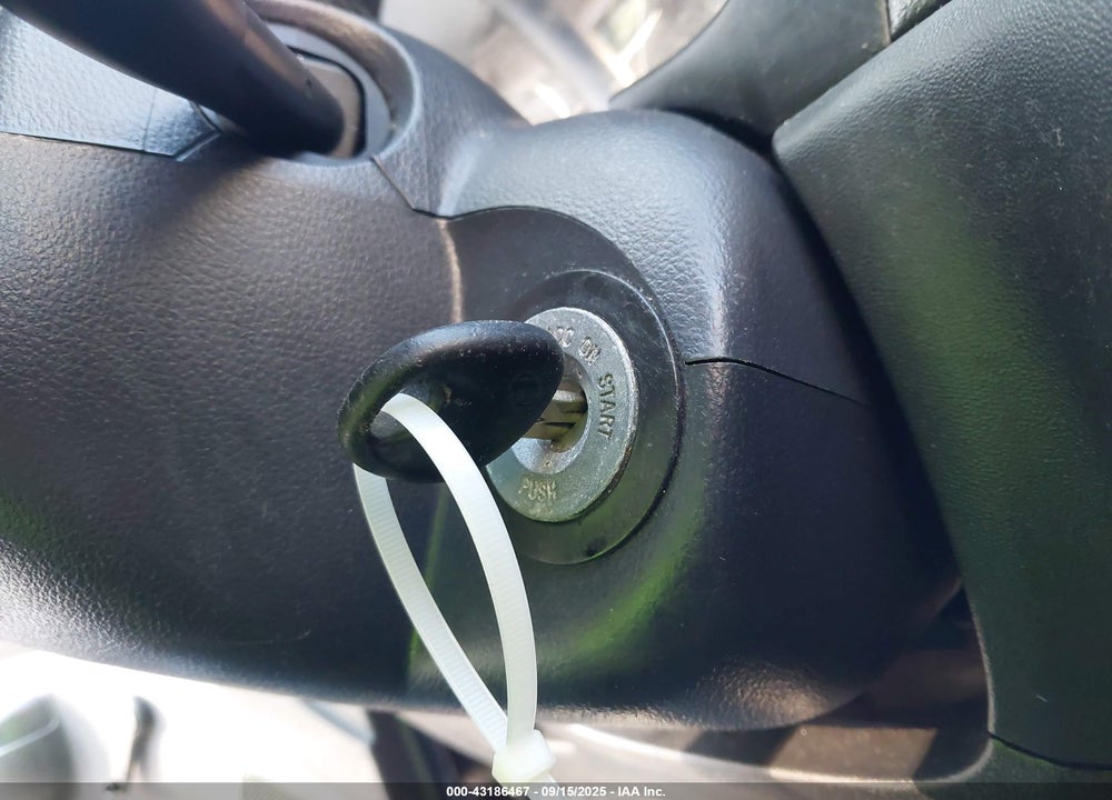 2008 HYUNDAI ACCENT GS VIN: KMHCM36C18U060003