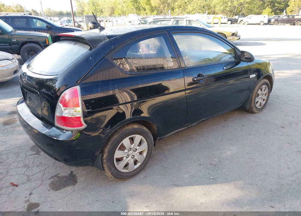2008 HYUNDAI ACCENT GS VIN: KMHCM36C18U060003