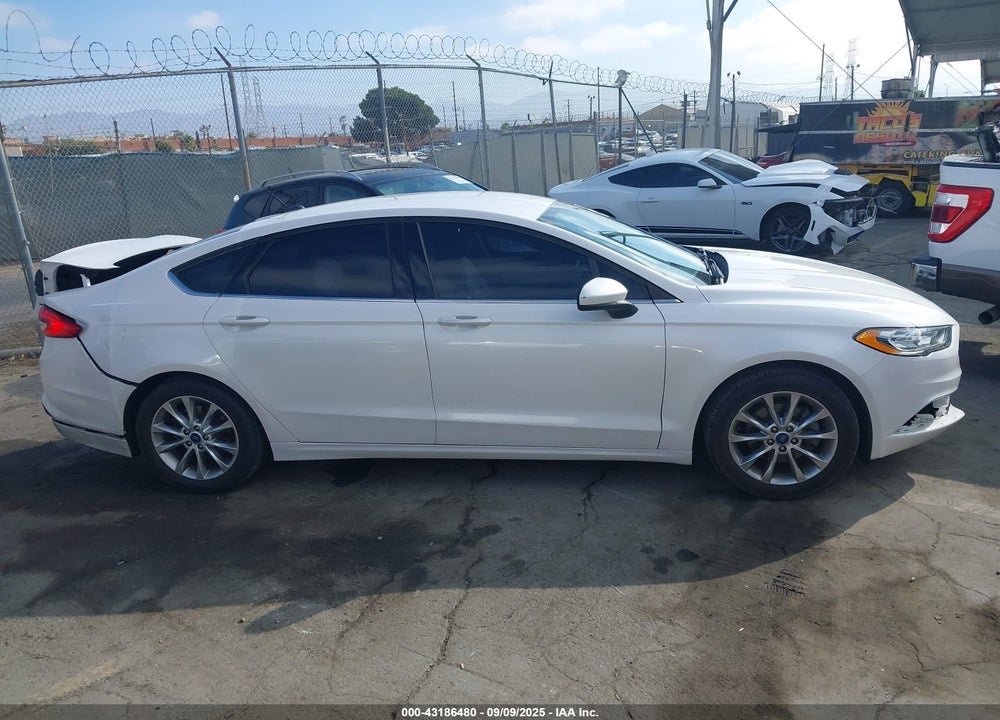 2017 FORD FUSION VIN: 3FA6P0HD5HR276351