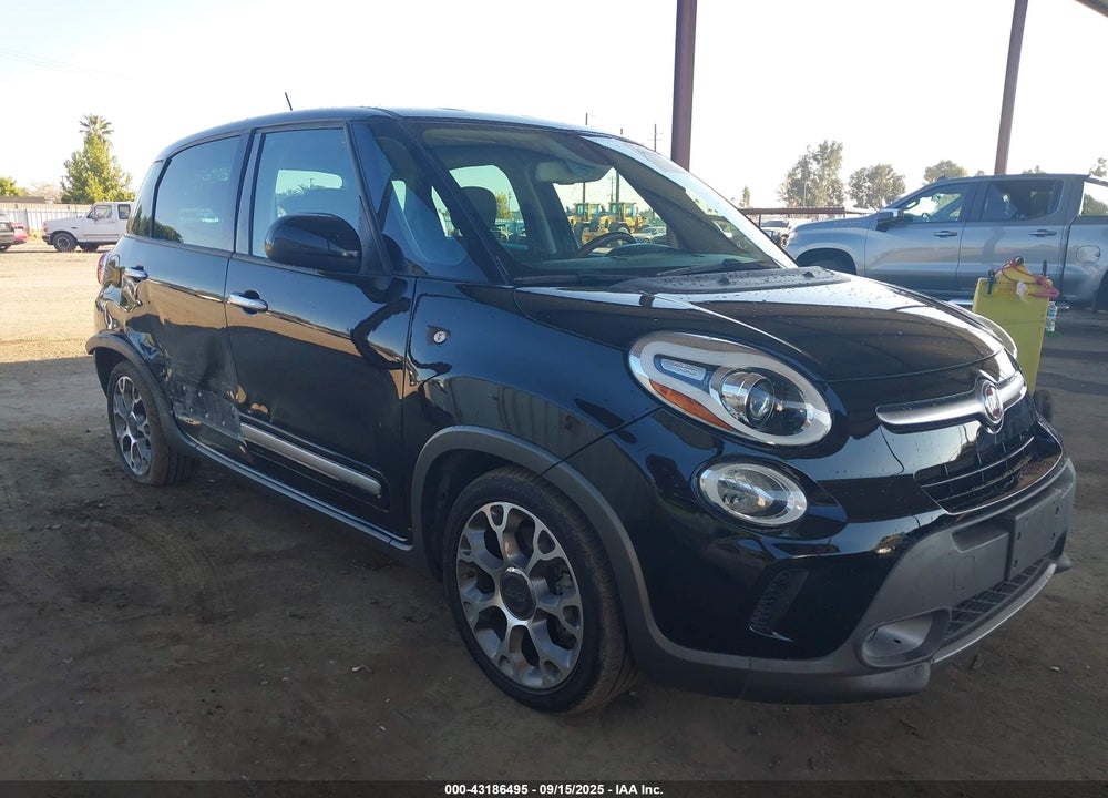 2014 FIAT 500L TREKKING VIN: ZFBCFADH0EZ006064