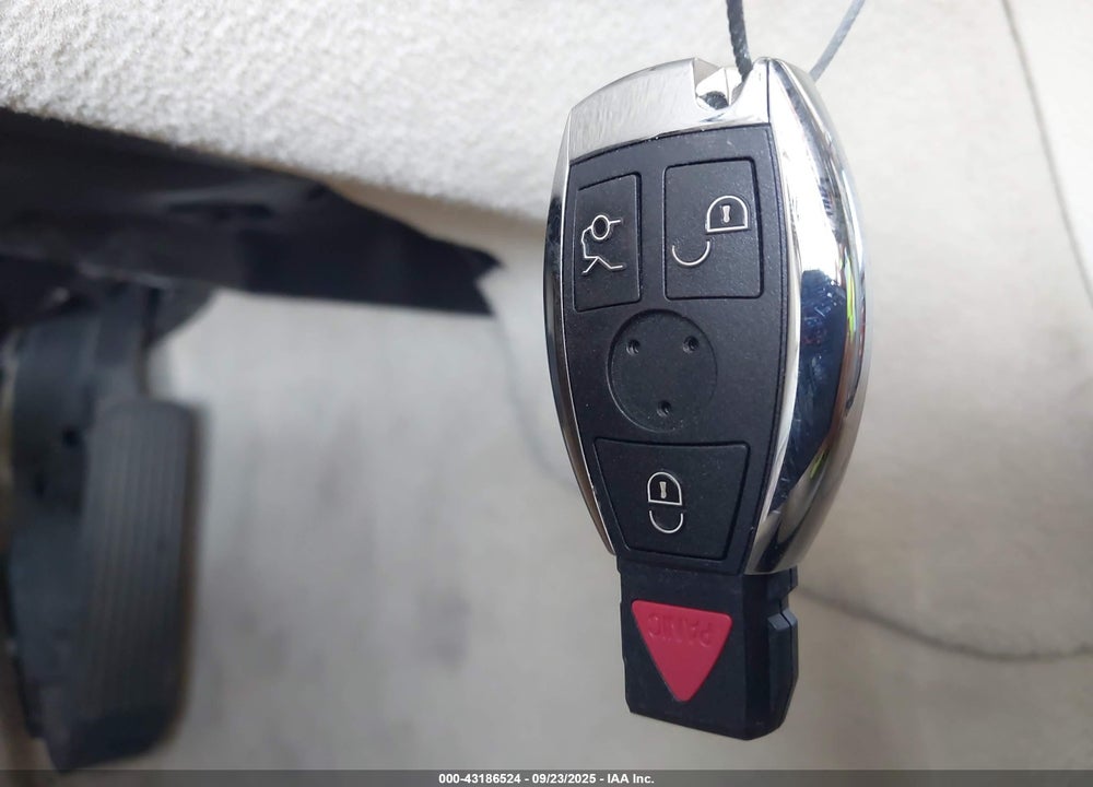 2004 MERCEDES-BENZ CLK 500 VIN: WDBTK75G54T007048