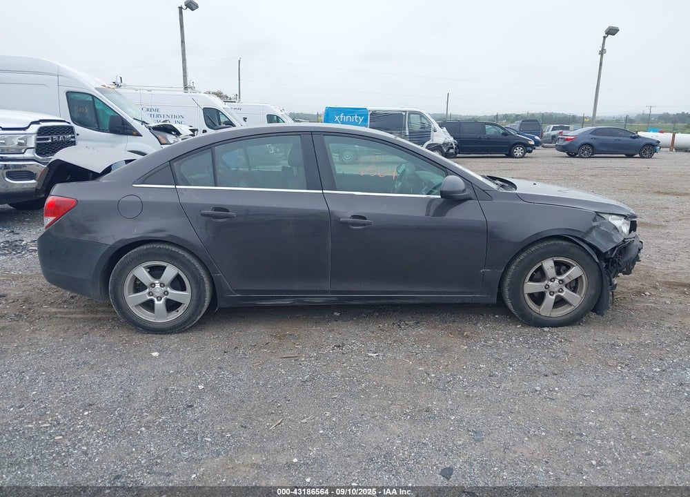 2014 CHEVROLET CRUZE VIN: 1G1PC5SB8E7338769
