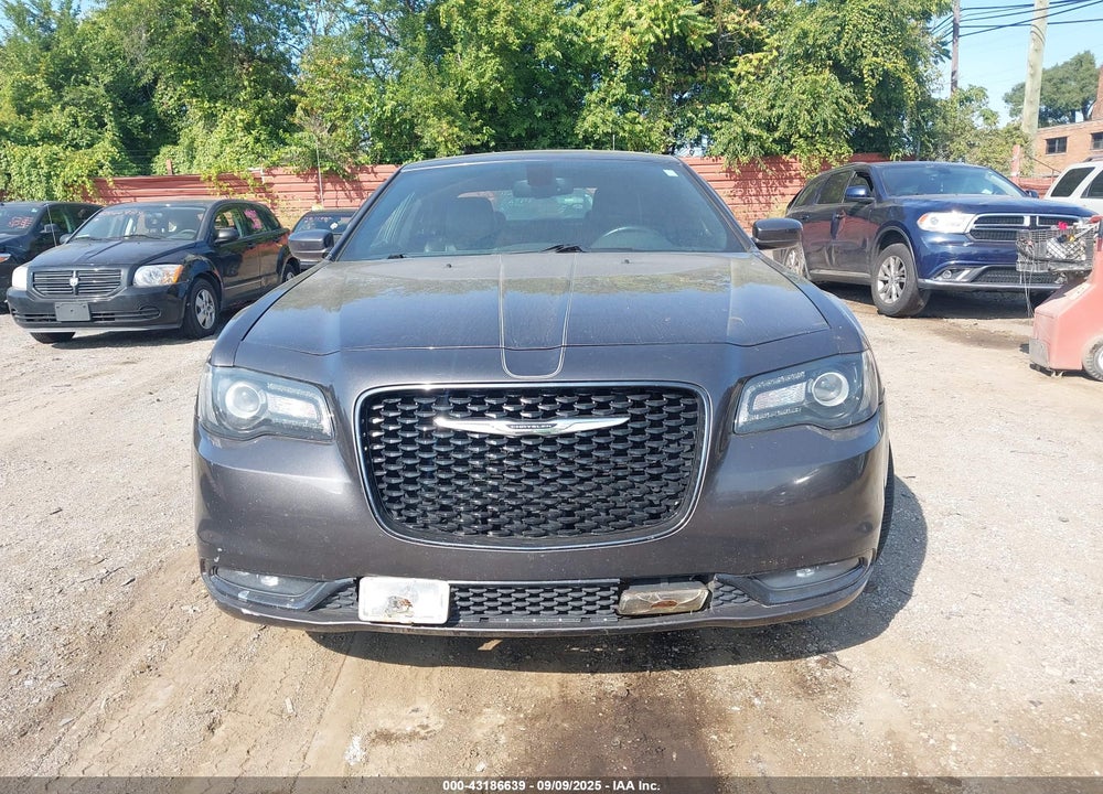 2015 CHRYSLER 300 VIN: 2C3CCAGG0FH899559