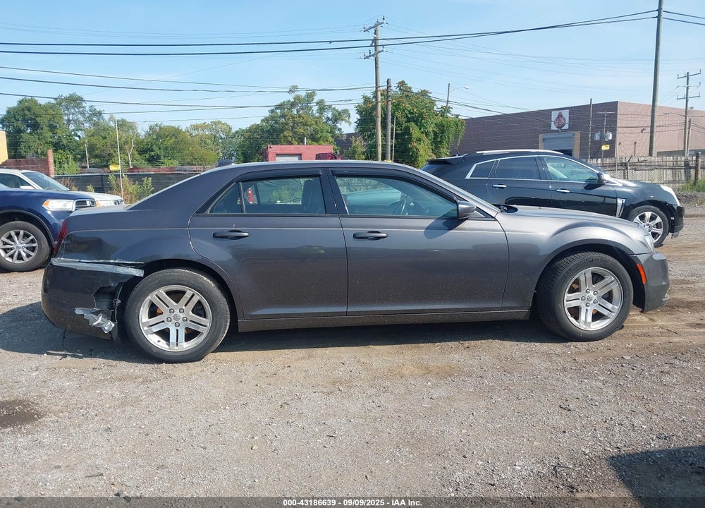 2015 CHRYSLER 300 VIN: 2C3CCAGG0FH899559