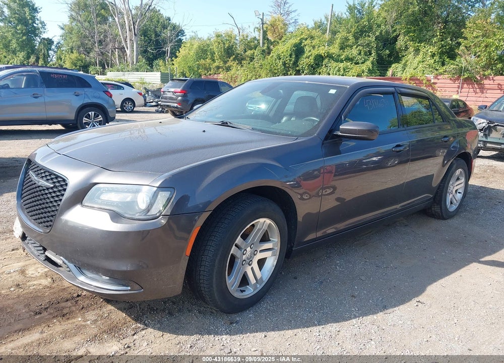 2015 CHRYSLER 300 VIN: 2C3CCAGG0FH899559