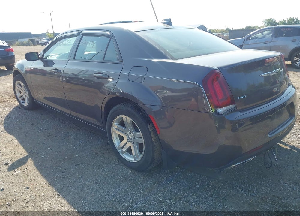 2015 CHRYSLER 300 VIN: 2C3CCAGG0FH899559