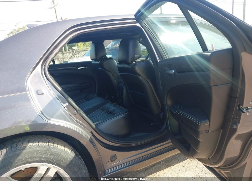 2015 CHRYSLER 300 VIN: 2C3CCAGG0FH899559