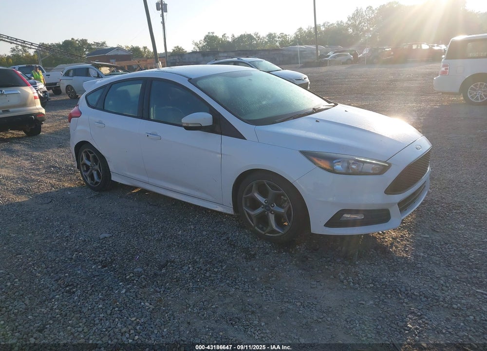 2018 FORD FOCUS ST VIN: 1FADP3L95JL232334
