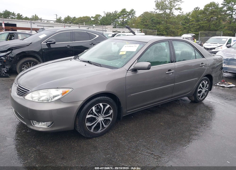 2005 TOYOTA CAMRY XLE VIN: 4T1BE30K55U986098
