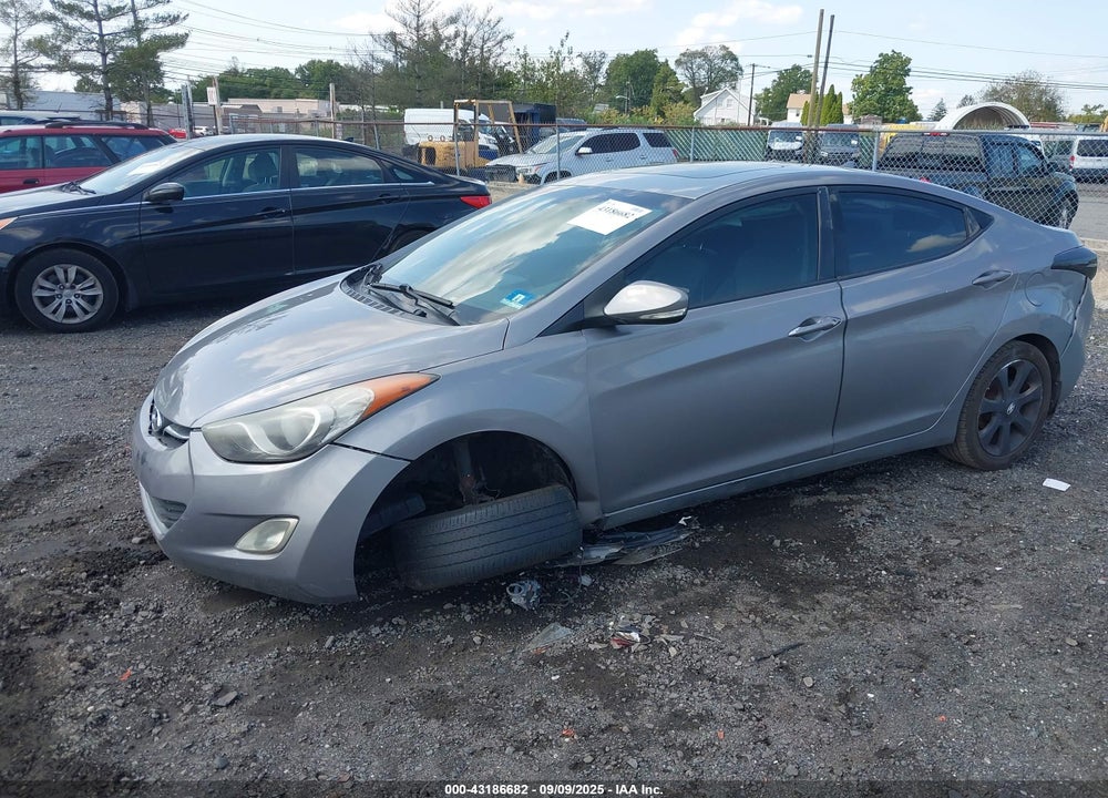 2013 HYUNDAI ELANTRA VIN: KMHDH4AEXDU937606