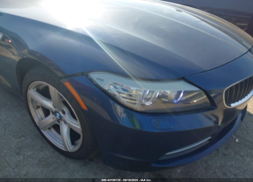 2013 BMW Z4 VIN: WBALL5C53DJ103824