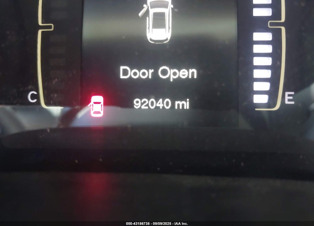 2015 JEEP CHEROKEE VIN: 1C4PJMCS4FW727776