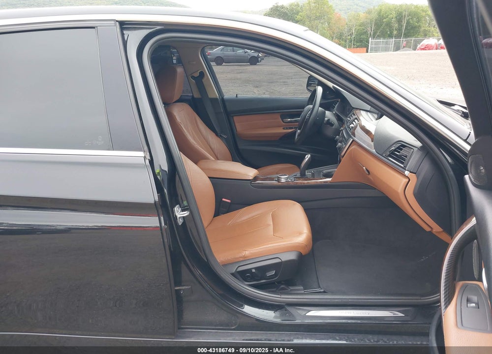2014 BMW 3 SERIES VIN: WBA3B3G55ENR84666
