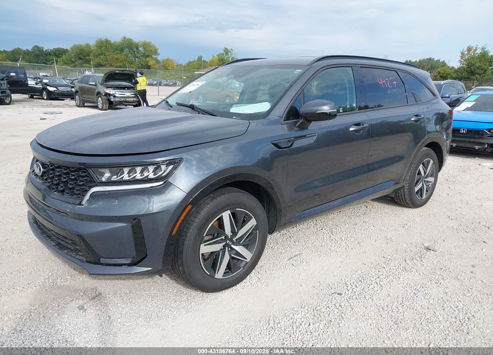 2021 KIA SORENTO VIN: 5XYRL4LC6MG057184