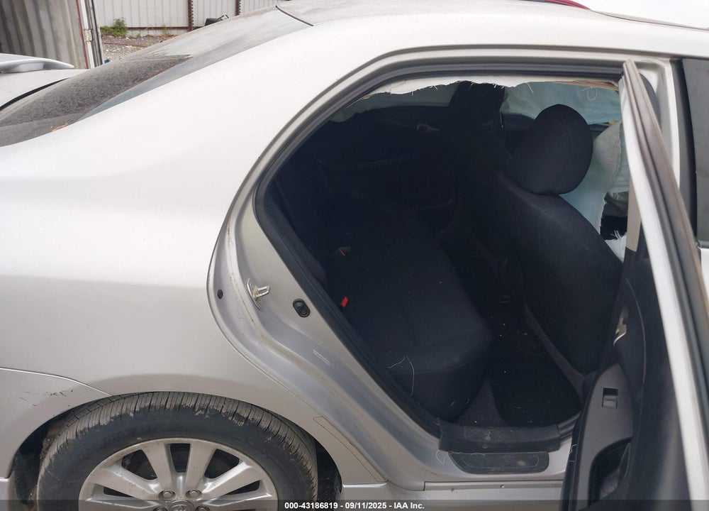 2009 TOYOTA COROLLA S VIN: 1NXBU40EX9Z031788