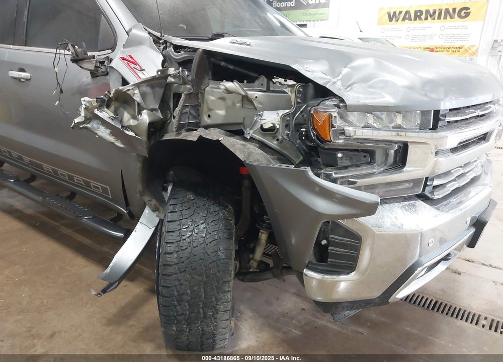2019 CHEVROLET SILVERADO 1500 LTZ VIN: 3GCUYGEL3KG242527