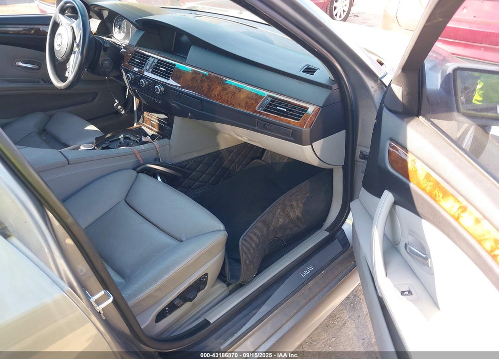 2008 BMW 5 SERIES VIN: WBANW53518CT54092