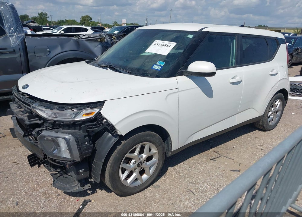 2020 KIA SOUL !/+/S VIN: KNDJ23AU9L7005176