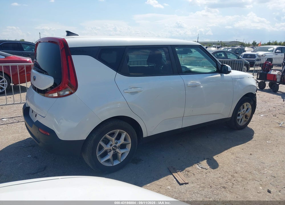 2020 KIA SOUL !/+/S VIN: KNDJ23AU9L7005176