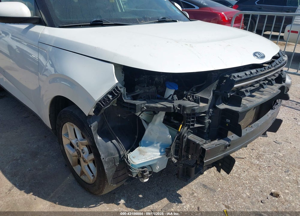 2020 KIA SOUL !/+/S VIN: KNDJ23AU9L7005176