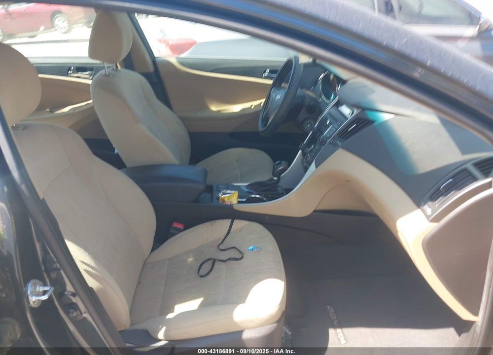 2013 HYUNDAI SONATA VIN: 5NPEB4AC7DH593333