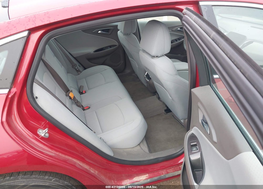 2016 CHEVROLET MALIBU VIN: 1G1ZE5ST4GF192892