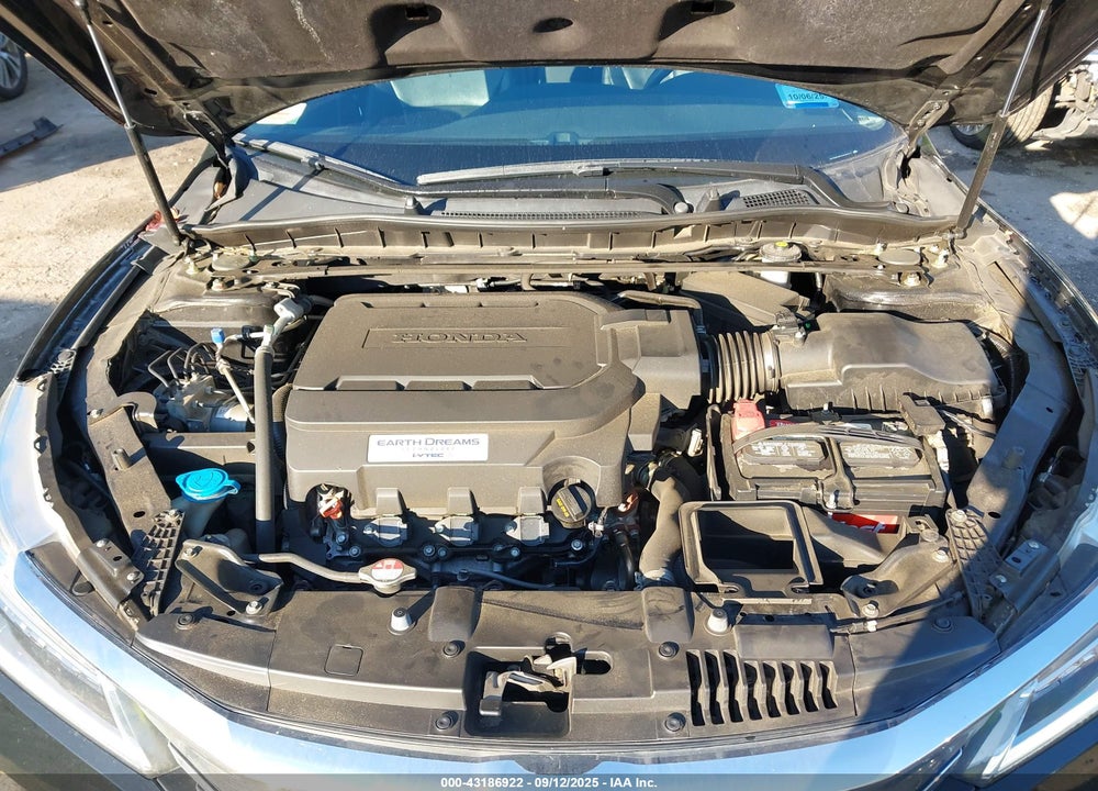 2016 HONDA ACCORD VIN: 1HGCR3F97GA028247