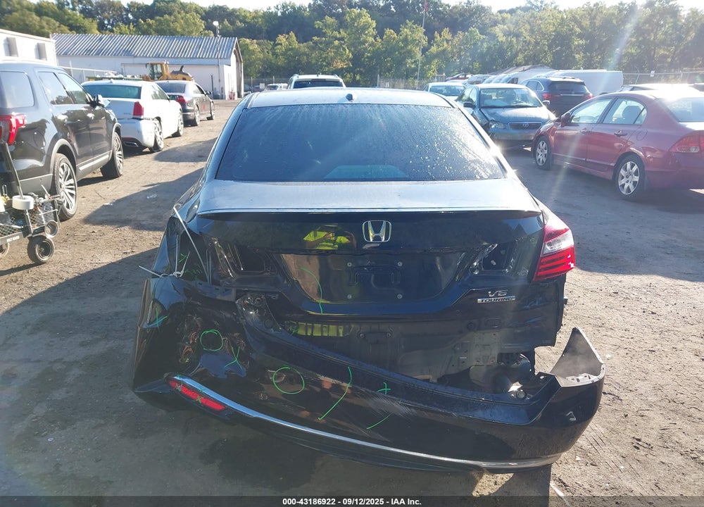 2016 HONDA ACCORD VIN: 1HGCR3F97GA028247