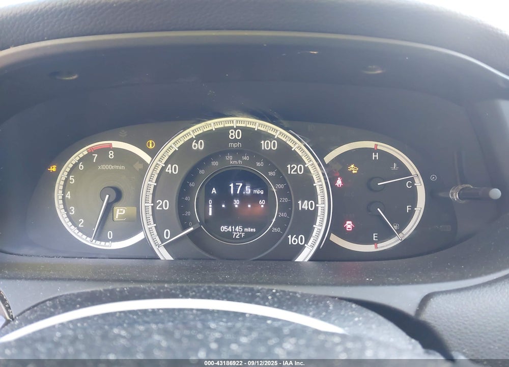 2016 HONDA ACCORD VIN: 1HGCR3F97GA028247