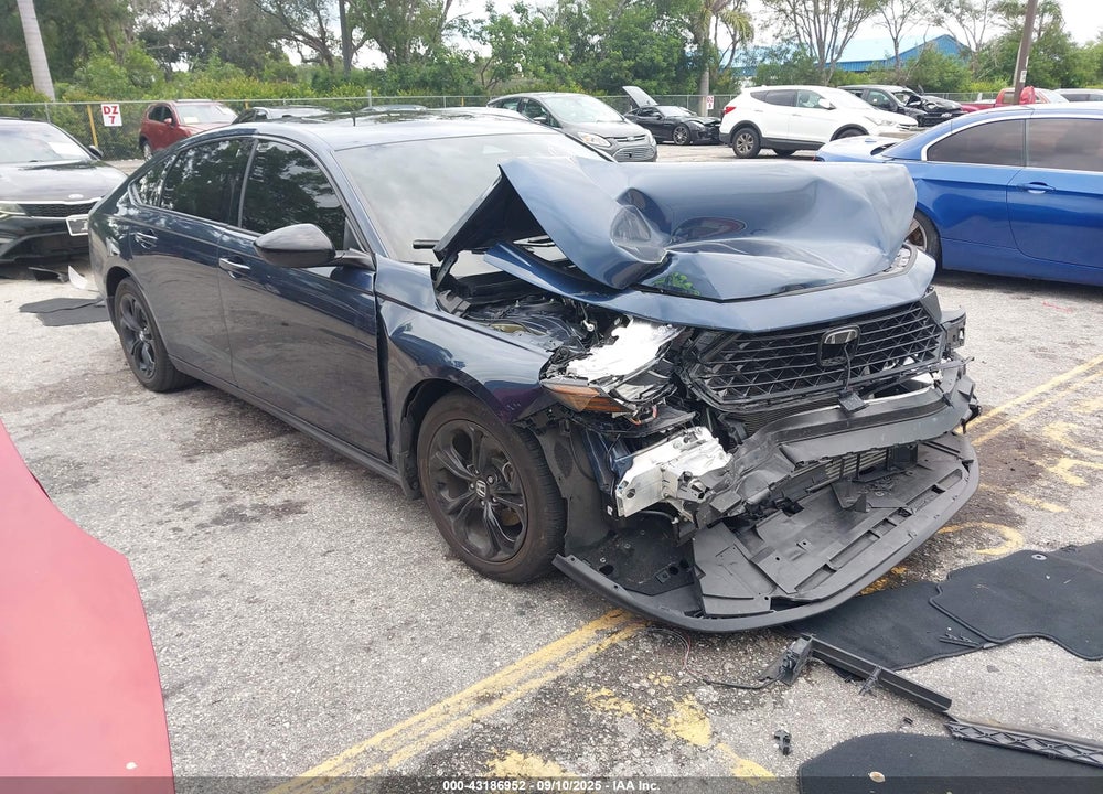 2025 HONDA ACCORD SE VIN: 1HGCY1F41SA031682