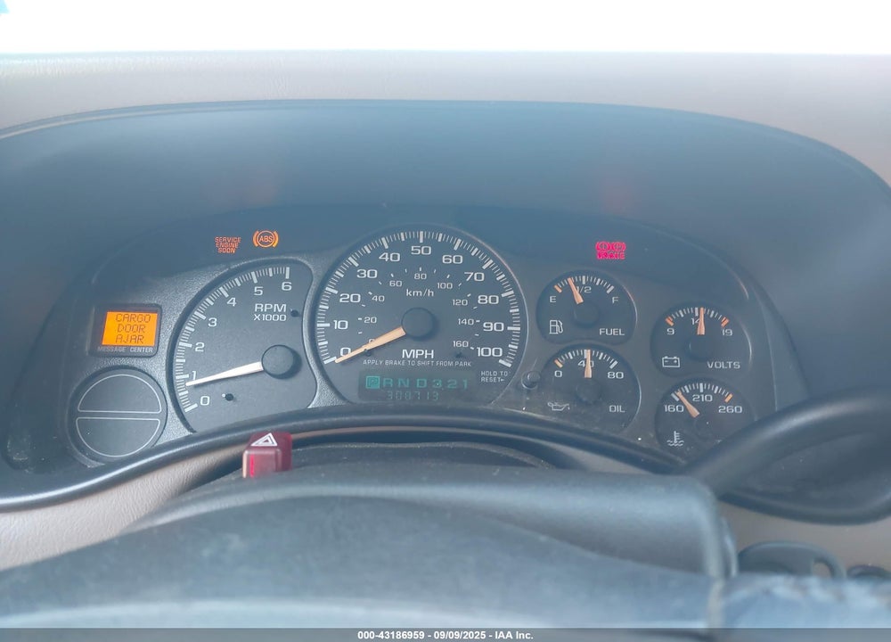 2002 GMC YUKON XL 1500 SLT VIN: 1GKEC16Z02J328089