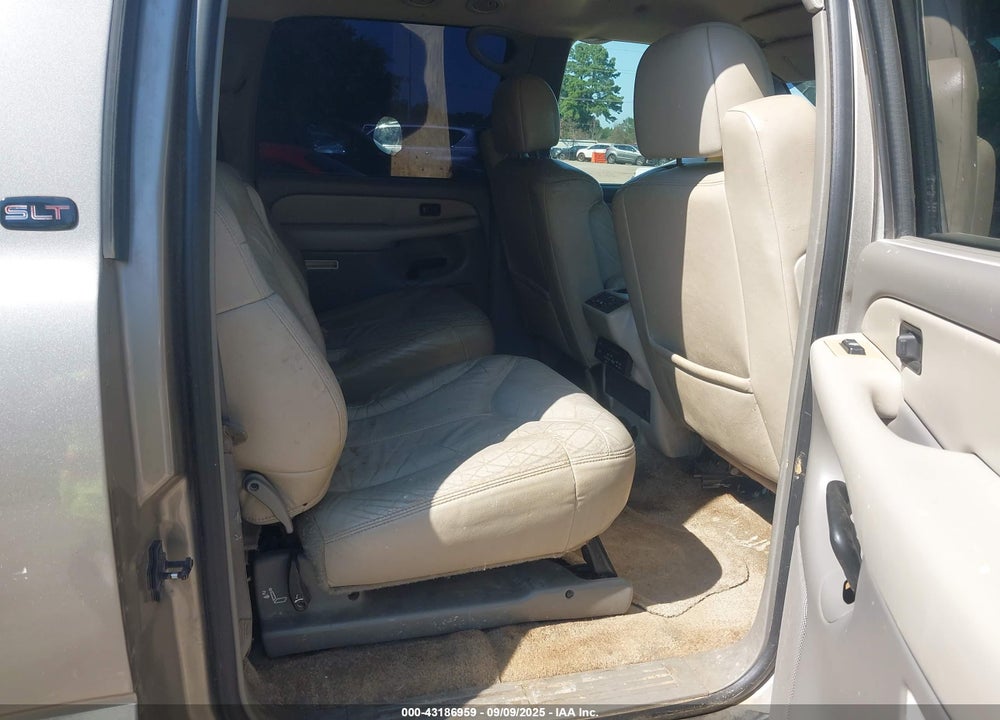2002 GMC YUKON XL 1500 SLT VIN: 1GKEC16Z02J328089