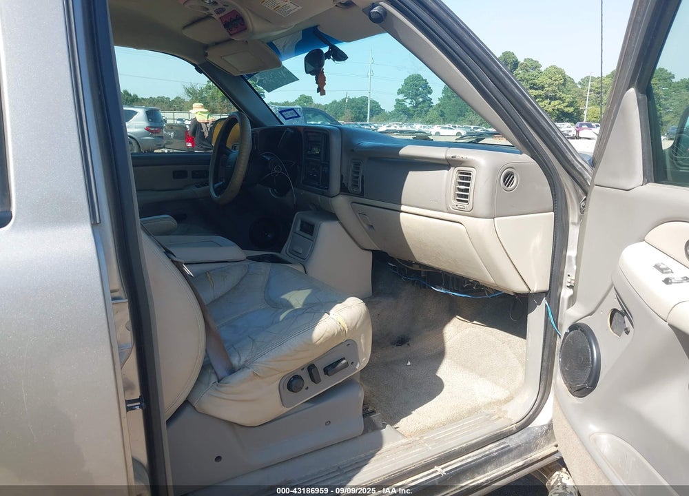 2002 GMC YUKON XL 1500 SLT VIN: 1GKEC16Z02J328089