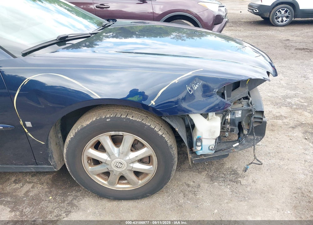 2007 BUICK LACROSSE VIN: 2G4WC582871229802