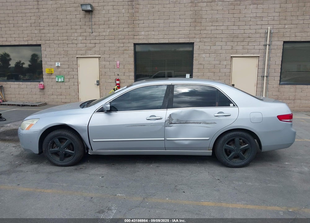 2004 HONDA ACCORD 2.4 EX VIN: 1HGCM56604A013729