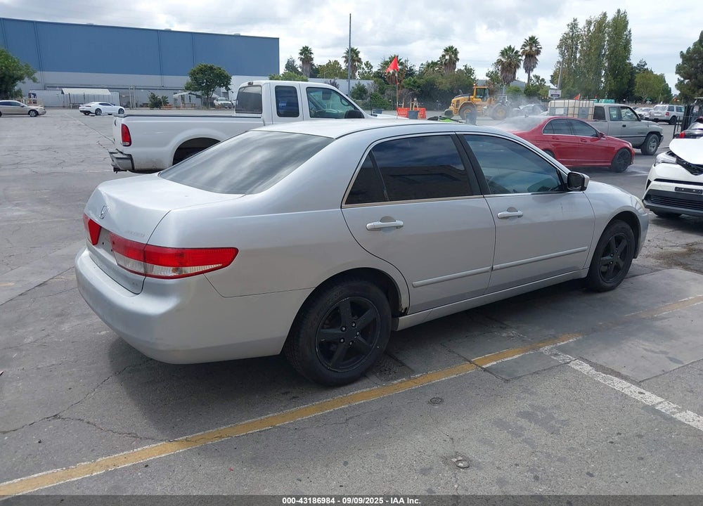 2004 HONDA ACCORD 2.4 EX VIN: 1HGCM56604A013729