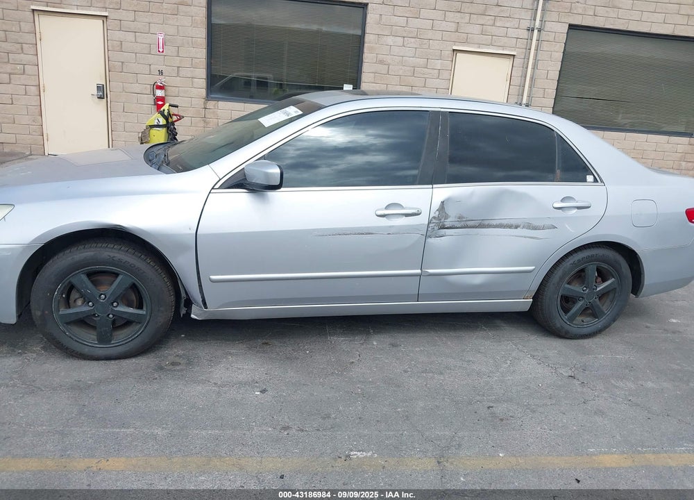 2004 HONDA ACCORD 2.4 EX VIN: 1HGCM56604A013729