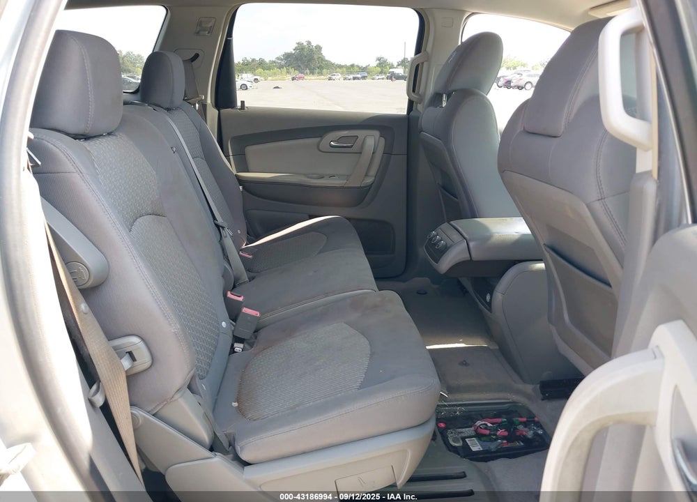 2009 CHEVROLET TRAVERSE VIN: 1GNER23D29S177342